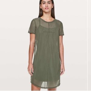 Lululemon ready to reach dress